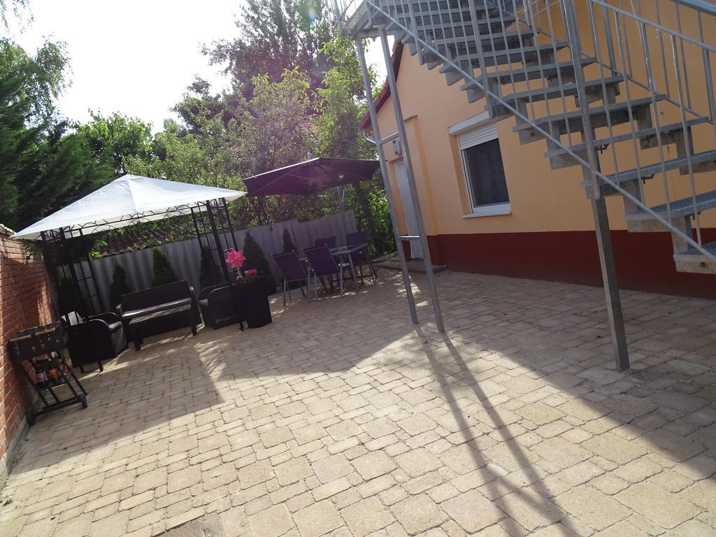 Dorothy Apartman Siófok Buitenkant foto